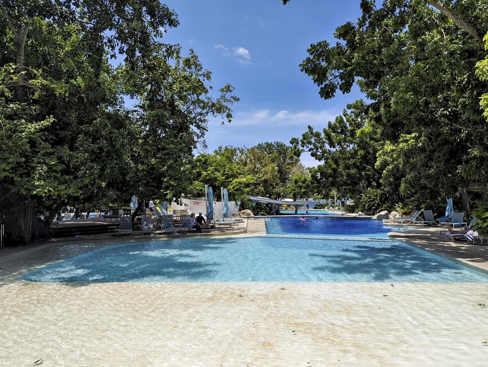 מקטאן Dominiks Quite And Elegant Studio Ocean View Pool At Tambuli Resort High Floor מראה חיצוני תמונה